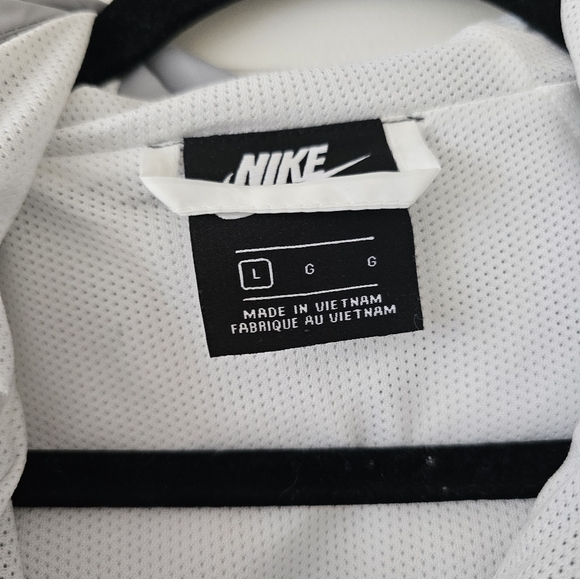 Nike Windrunner Jacket - Picture 3 of 5